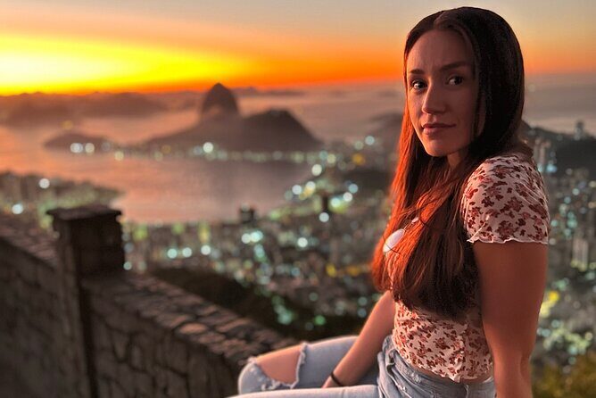 Sunset at Christ the Redeemer:Dona Marta,Selarón Steps& Lage Park - Christ the Redeemer at sunset: the reason Rio looks so cinematic