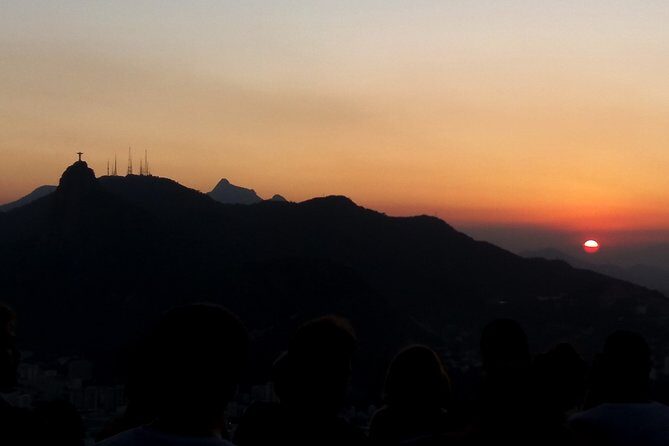 Sunset At Sugarloaf. 3 ½ Hours Tour. - Morro da Urca: the first cable-car viewpoint stop