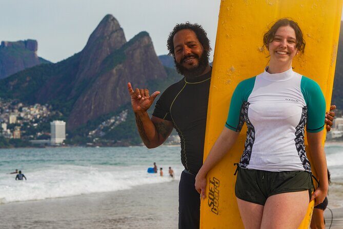 Surf Lessons at Arpoador Ipanema - The lesson flow: warm-up, safety chat, sand practice, then 1 hour in waves