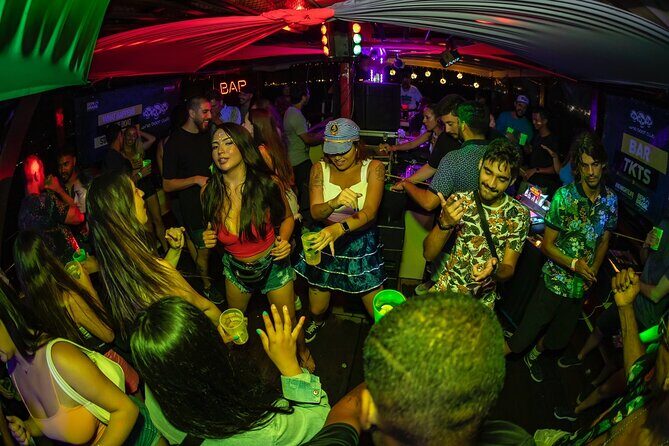 Ticket to 4-Hour Rio de Janeiro Boat Party - Black-Light Paint Puff Fun: Do This Right After You Board