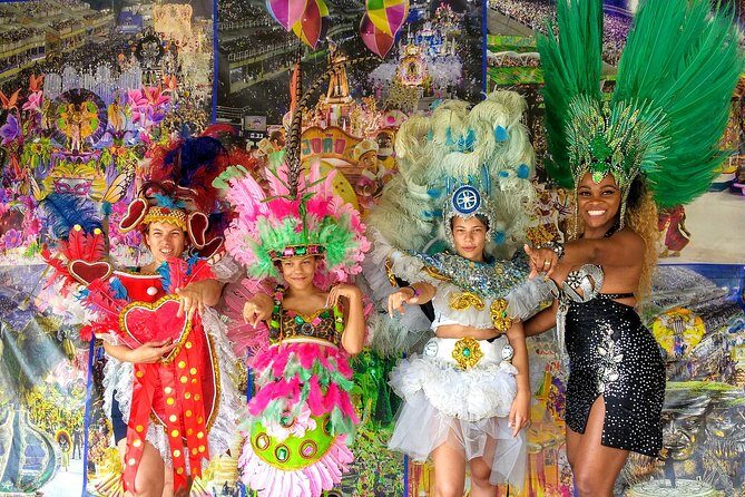 TRANSFER VAN RIO AIRPORT Copacabana/Ipanema/Leblon/Centro/Barra - Price and value: $100 per group up to 11